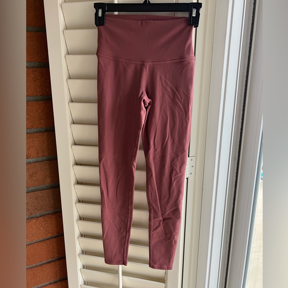 Alo Yoga Airbrush Legging
